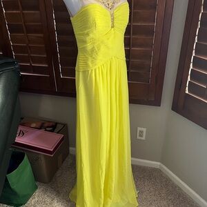 Vibrant Yellow Ruched  Prom Gown